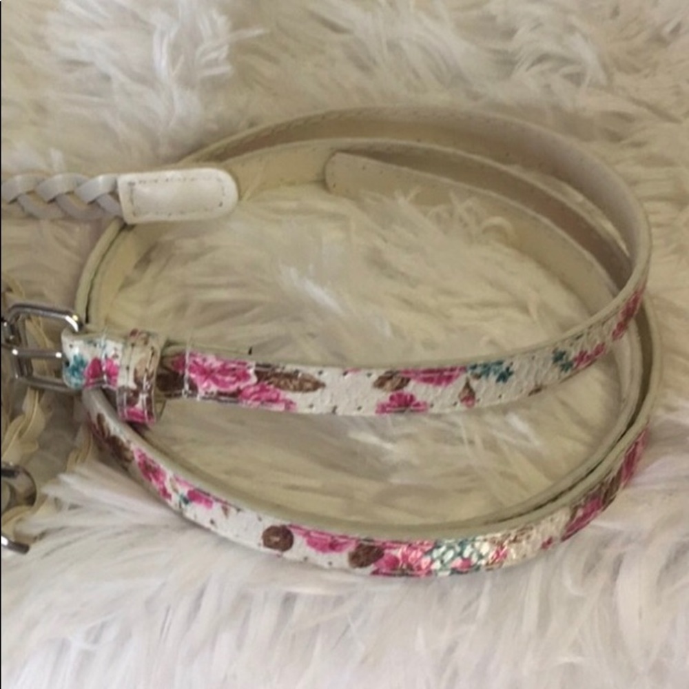 Large Skinny Floral Belt - Picture 4 of 6